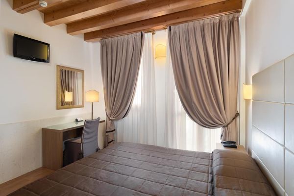Villa Costanza Superior Rooms (Mestre)